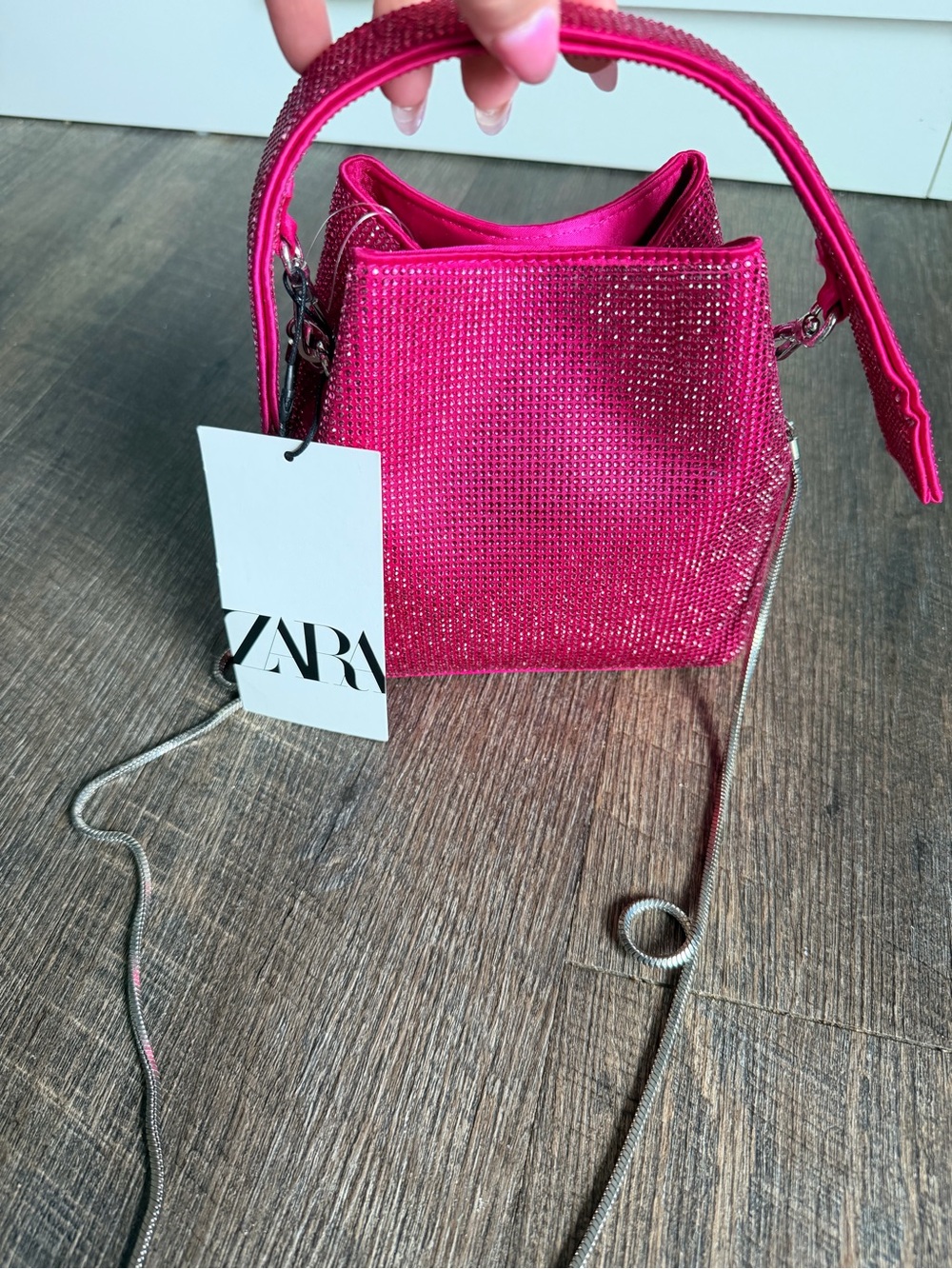 Zara Hot Pink Crystal-Embellished Wristlet Bucket Bag - Picture 2 of 6